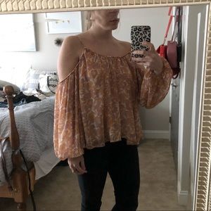 Astr Josephine Cold Shoulder printed Top XS